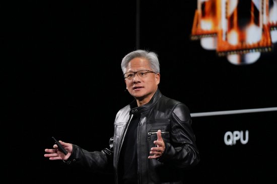 在线配资开户 英伟达CEO黄仁勋：预计欧洲AI算力将在未来两年增长10倍